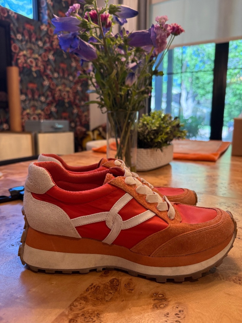 Veronica beard persimmon sneaker